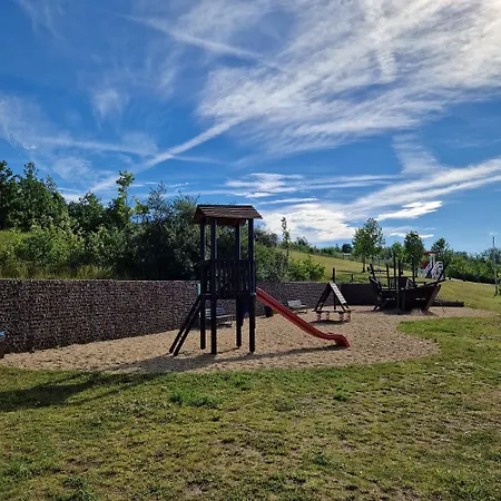 Seezeit Direkt Am Geiseltalsee Mit Sauna Und Fahrradgarage