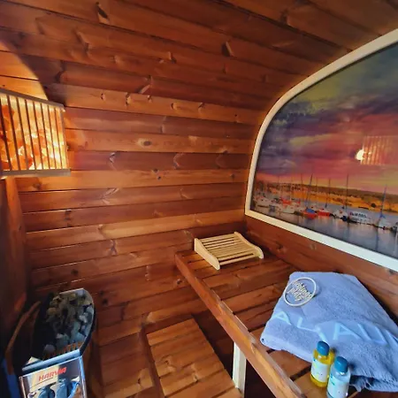 Nyaraló Seezeit Direkt Am Geiseltalsee Mit Sauna Und Fahrradgarage *