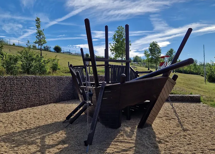 Nyaraló Seezeit Direkt Am Geiseltalsee Mit Sauna Und Fahrradgarage *